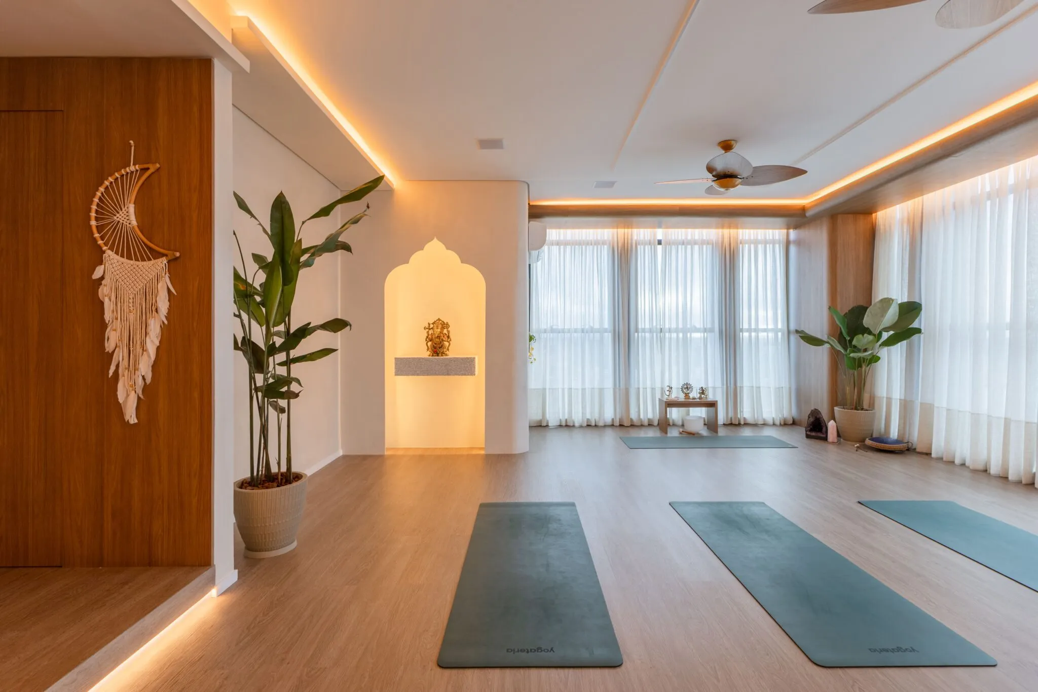 Sala de prática do Studio Yoga com Bel